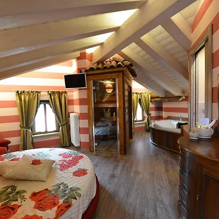 בית הארחה Vecchio Mulino אאוסטה